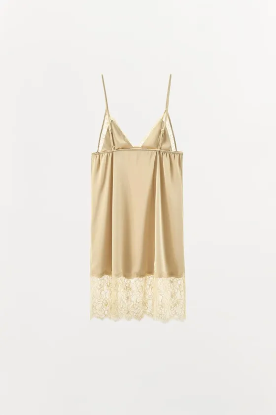 ПЛАТЬЕ-КОМБИНАЦИЯ С КОНТРАСТНЫМИ ДЕТАЛЯМИ — LIMITED EDITION