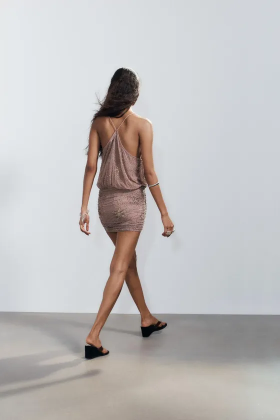 мини-платье, расшитое бисером и блестками