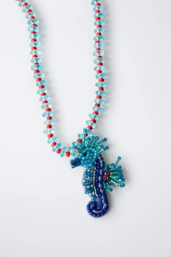 ожерелье из бисера в виде морского конька