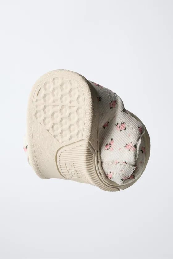 Кеды с цветочным принтом barefoot