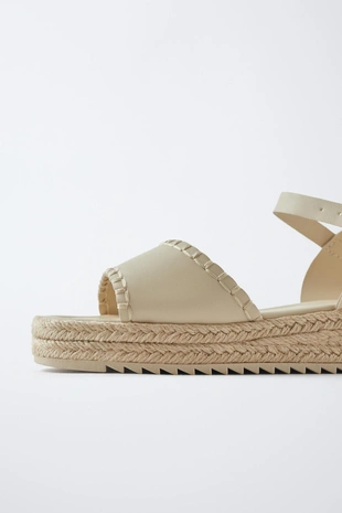 Босоножки на платформе- Заказать в России