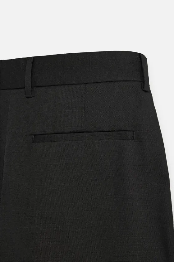 ШОРТЫ ИЗ ХЛОПКА И ЛЬНА СО СКЛАДКАМИ