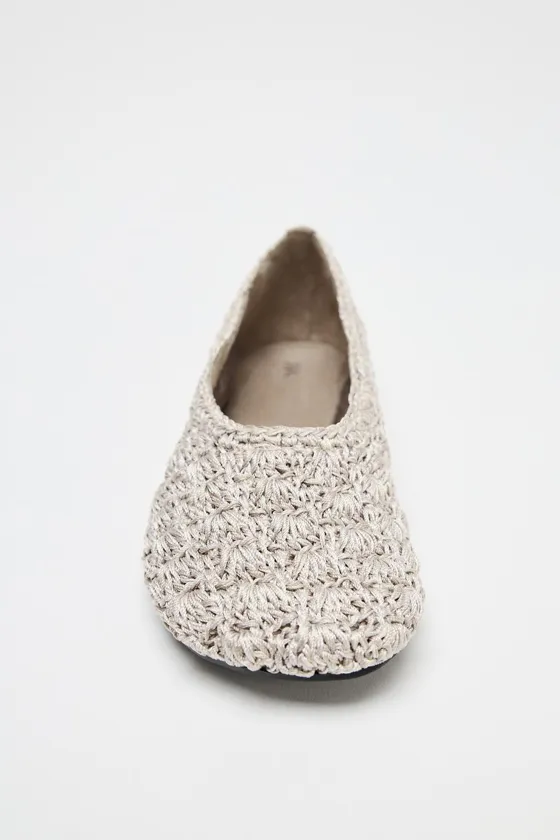 БАЛЕТКИ С ПЛЕТЕНЫМ УЗОРОМ