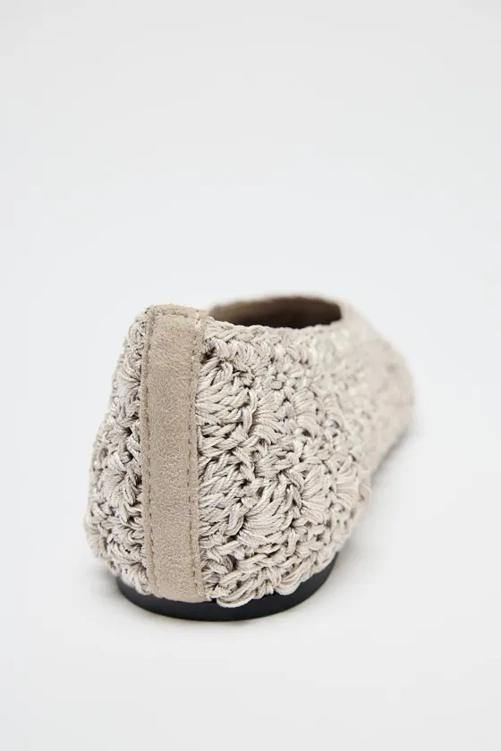 БАЛЕТКИ С ПЛЕТЕНЫМ УЗОРОМ