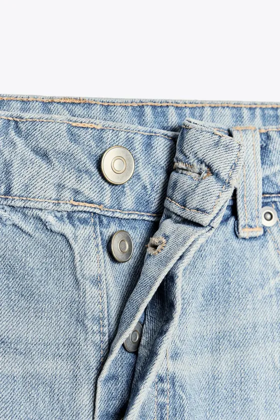 УКОРОЧЕННЫЕ ДЖИНСОВЫЕ ШОРТЫ TRF BAGGY С НИЗКОЙ ПОСАДКОЙ