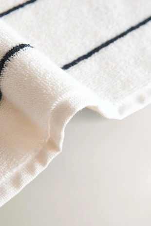 Обычное полосатое полотенце для ванны- Заказать в России