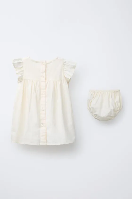 ПЛАТЬЕ И ТРУСЫ С ВЫШИВКОЙ «ЦВЕТЫ»