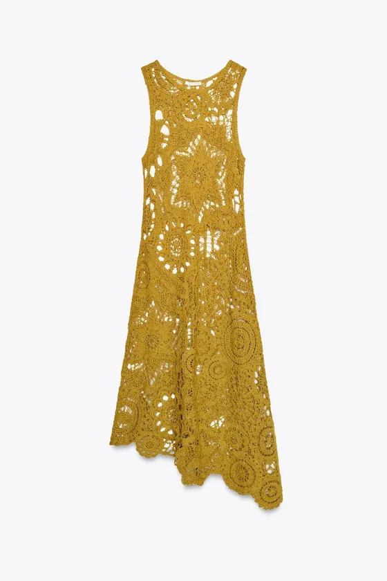 ПЛАТЬЕ АСИММЕТРИЧНОГО КРОЯ ИЗ КРУЖЕВА КРОШЕ