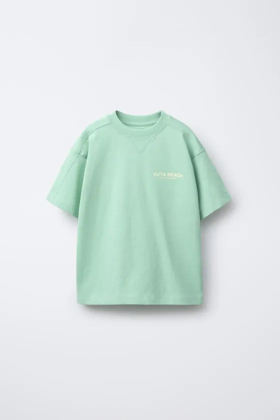 КОМПЛЕКТ ИЗ ФУТБОЛКИ И ШОРТОВ С НАДПИСЬЮ