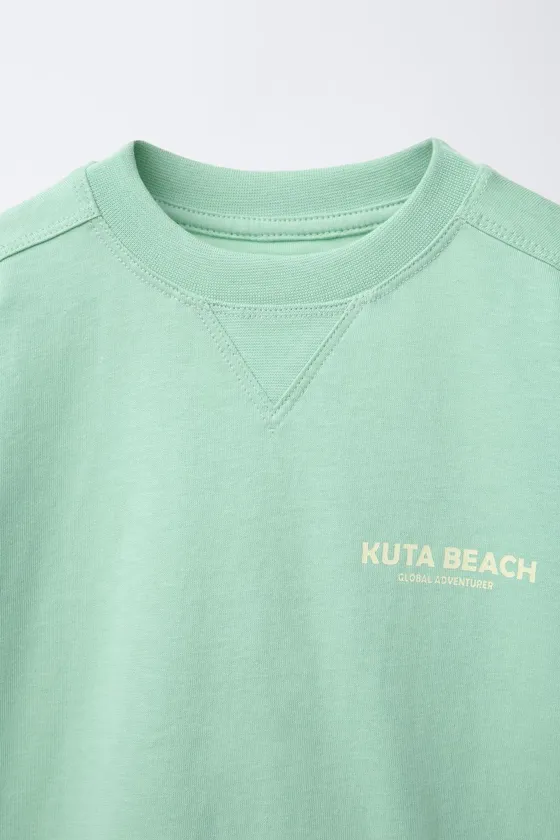 КОМПЛЕКТ ИЗ ФУТБОЛКИ И ШОРТОВ С НАДПИСЬЮ