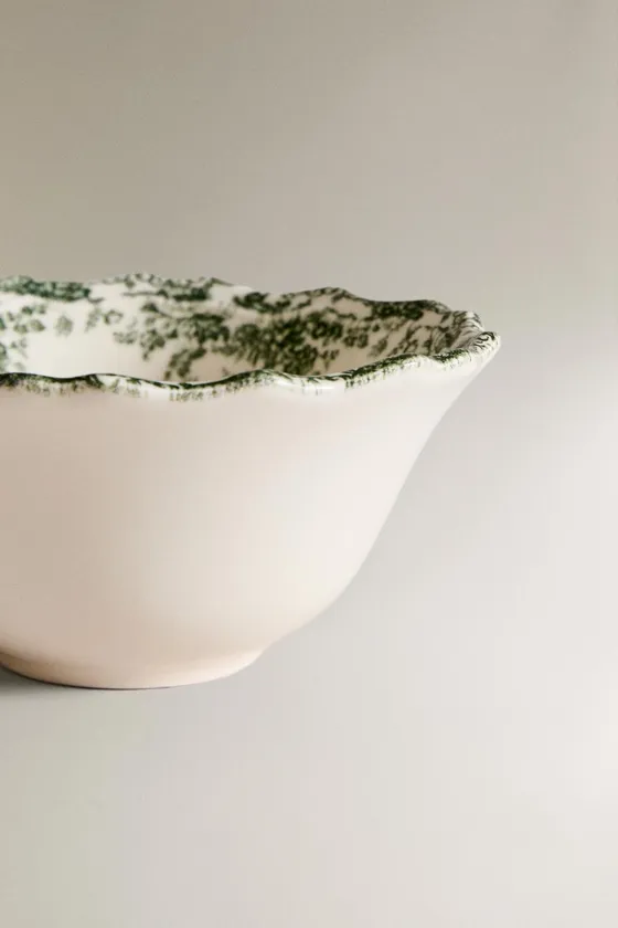 глиняная миска для закусок с цветочным рисунком