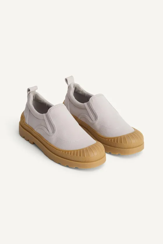 cttn snkrs 14