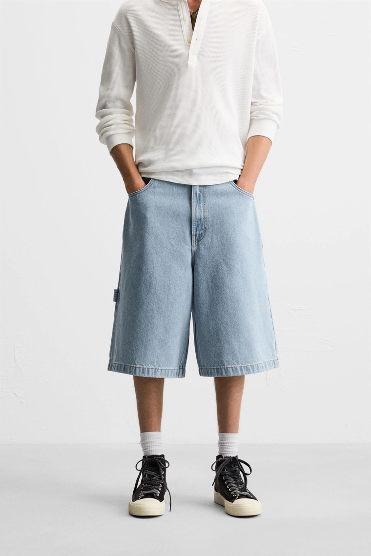 Джинсовые бермуды свободного кроя