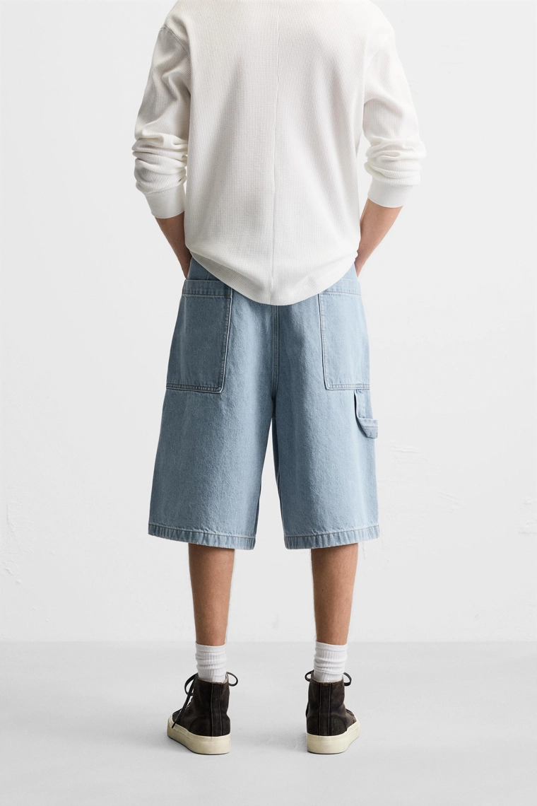 Джинсовые бермуды свободного кроя