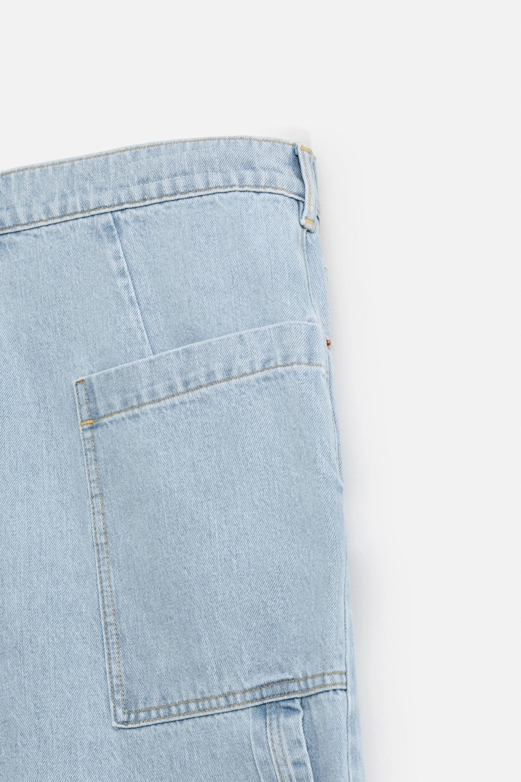 Джинсовые бермуды свободного кроя