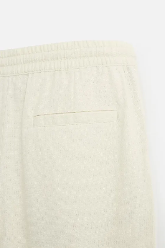 БРЮКИ ИЗ РЕЛЬЕФНОГО ЖАККАРДА