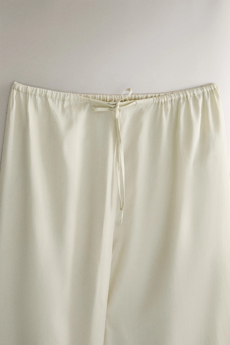 Брюки из атласа