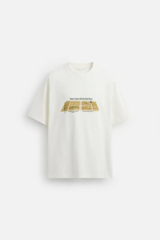 ФУТБОЛКА С КОНТРАСТНЫМ ПРИНТОМ