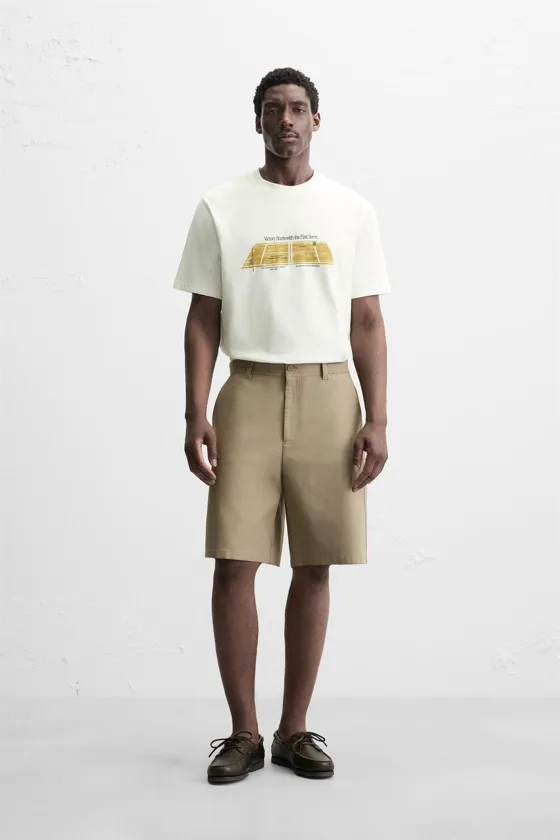 ФУТБОЛКА С КОНТРАСТНЫМ ПРИНТОМ