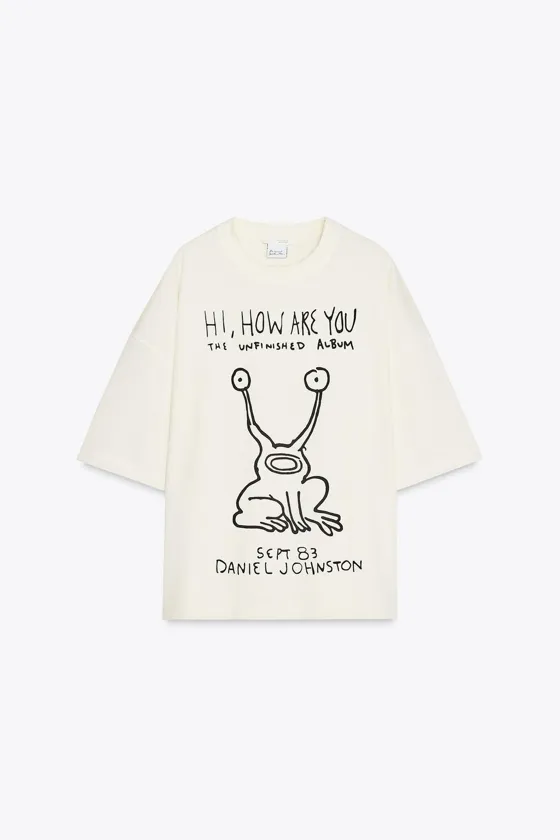 ФУТБОЛКА ИЗ ТКАНИ С ЭФФЕКТОМ ПОТЕРТОСТИ С ПРИНТОМ DANIEL JOHNSTON