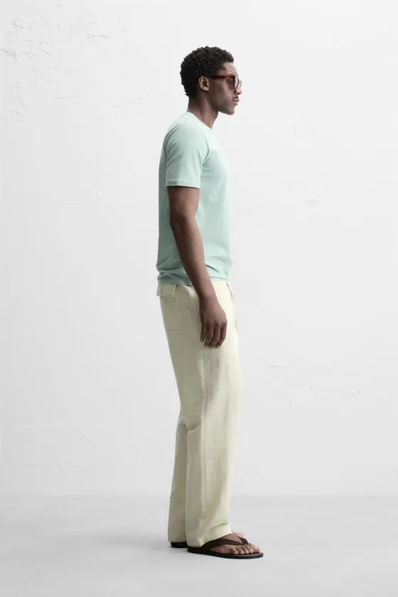 БАЗОВАЯ ФУТБОЛКА SLIM FIT