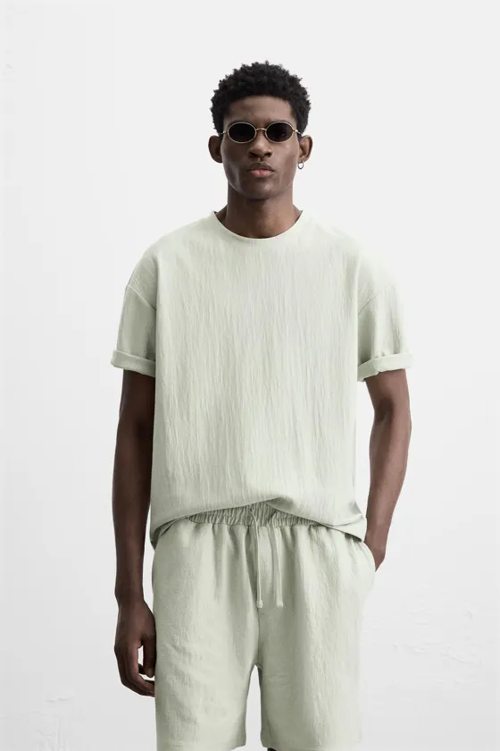 ФУТБОЛКА RELAXED FIT ИЗ РЕЛЬЕФНОЙ ТКАНИ