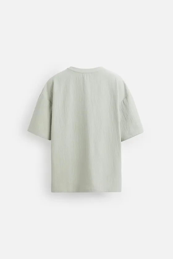 ФУТБОЛКА RELAXED FIT ИЗ РЕЛЬЕФНОЙ ТКАНИ