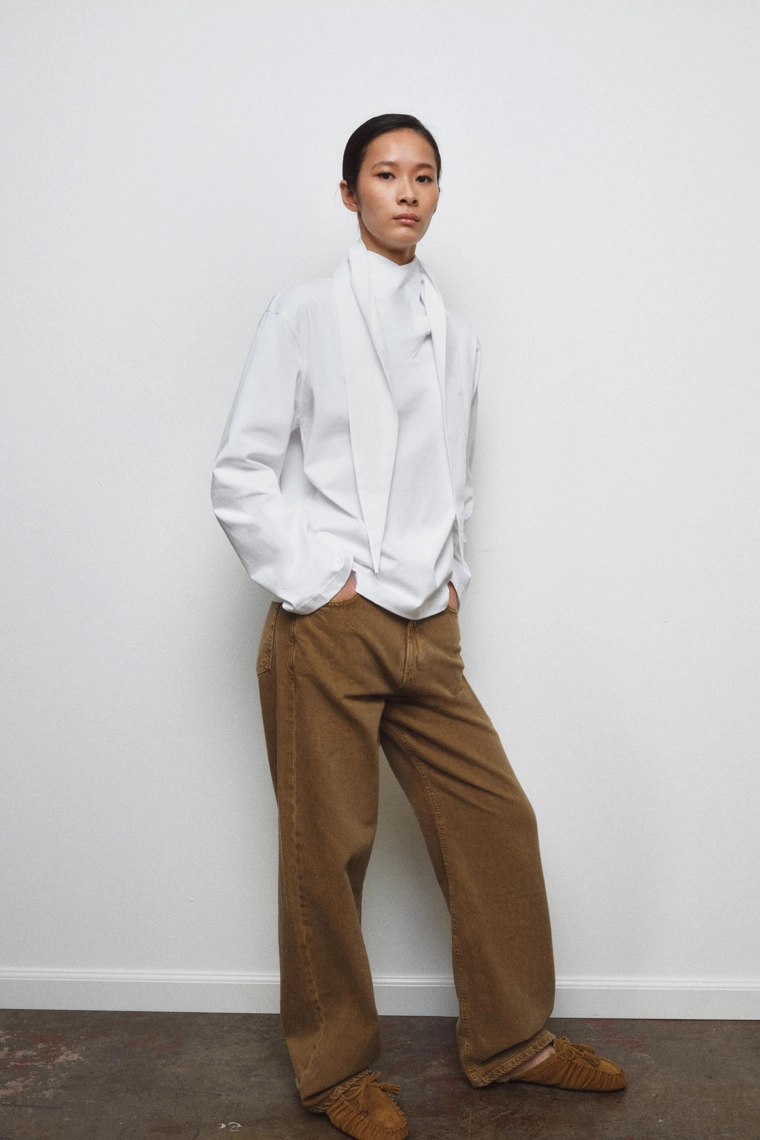 Футболка из плотного хлопка с бантом