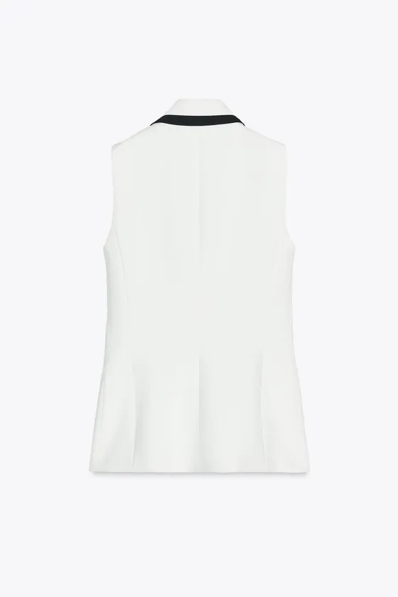 ЖИЛЕТ С КОНТРАСТНЫМИ ДЕТАЛЯМИ