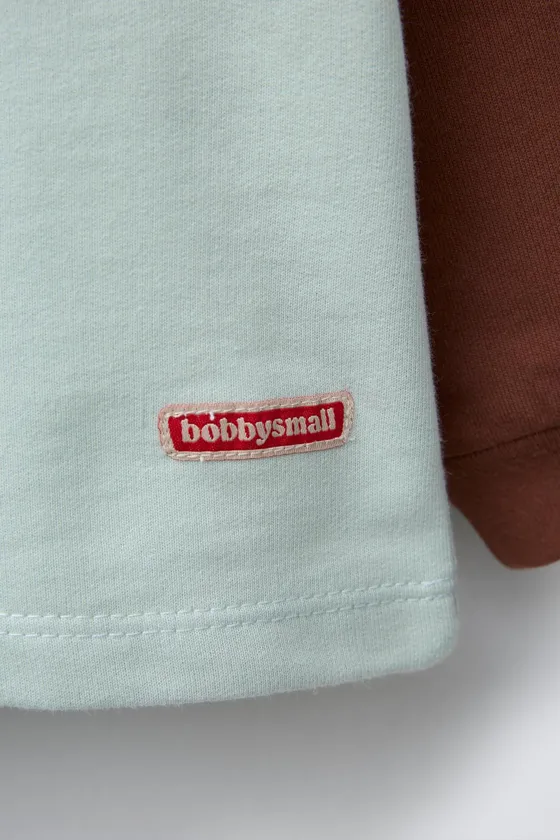ТОЛСТОВКА С КОНТРАСТНЫМИ РУКАВАМИ BOBBY SMALL ©