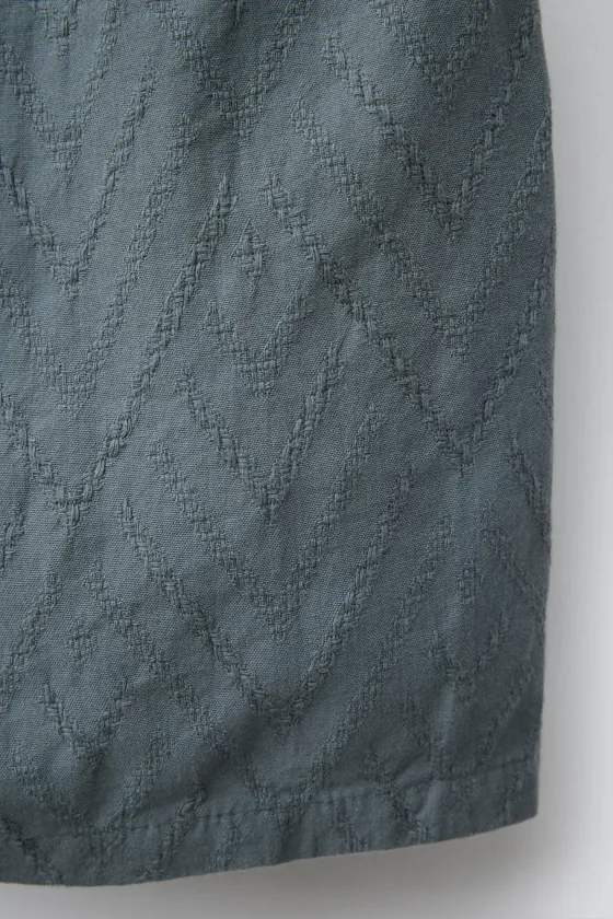 ШОРТЫ ИЗ РЕЛЬЕФНОЙ ТКАНИ JACQUARD