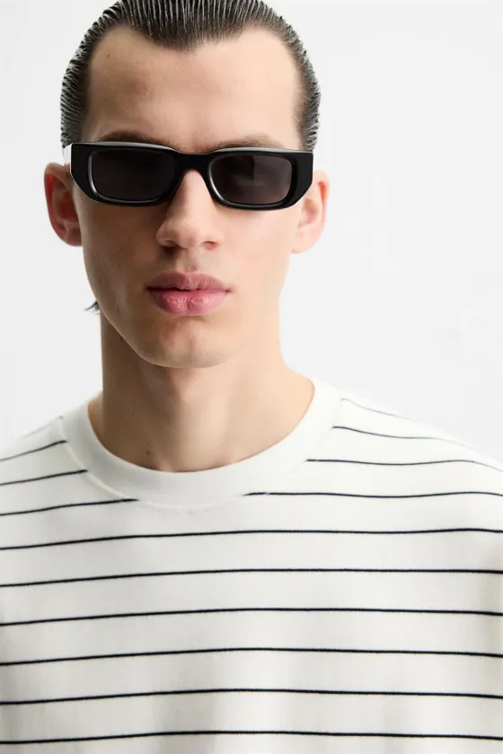 ФУТБОЛКА BOXY FIT В ПОЛОСКУ