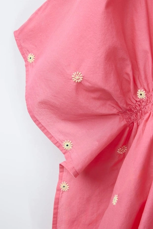 Кафтан с вышивкой и зеркальными деталями- Заказать в России