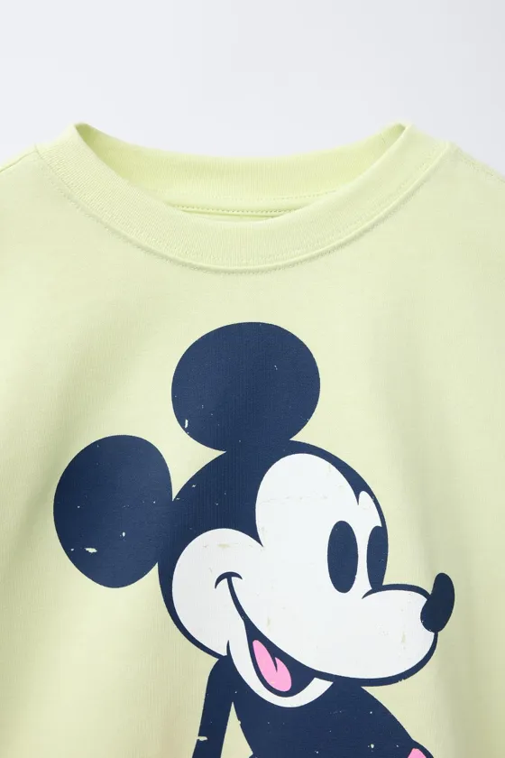 КОМПЛЕКТ ИЗ ШОРТОВ И ФУТБОЛКИ С ПРИНТОМ «МИККИ МАУС» © DISNEY