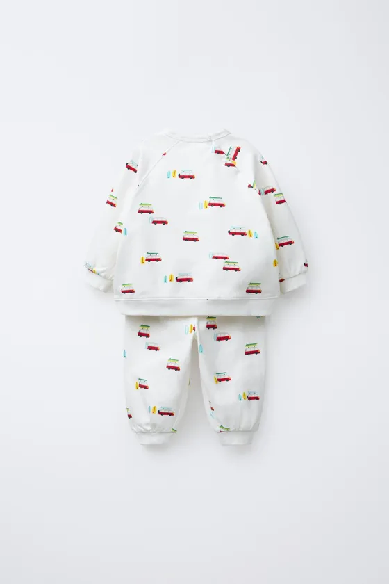 КОМПЛЕКТ ИЗ ТОЛСТОВКИ И БРЮК С ПРИНТОМ