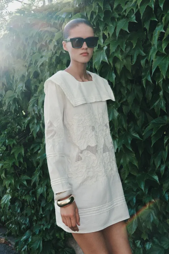 КОРОТКОЕ ПЛАТЬЕ С ВЫШИВКОЙ — ZW COLLECTION