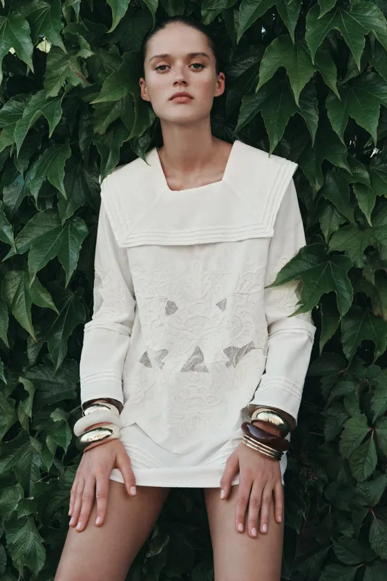 КОРОТКОЕ ПЛАТЬЕ С ВЫШИВКОЙ — ZW COLLECTION