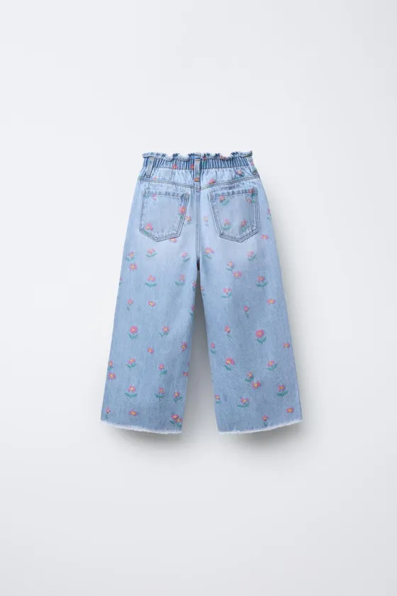 ДЖИНСЫ  С ЦВЕТОЧНЫМ ПРИНТОМ