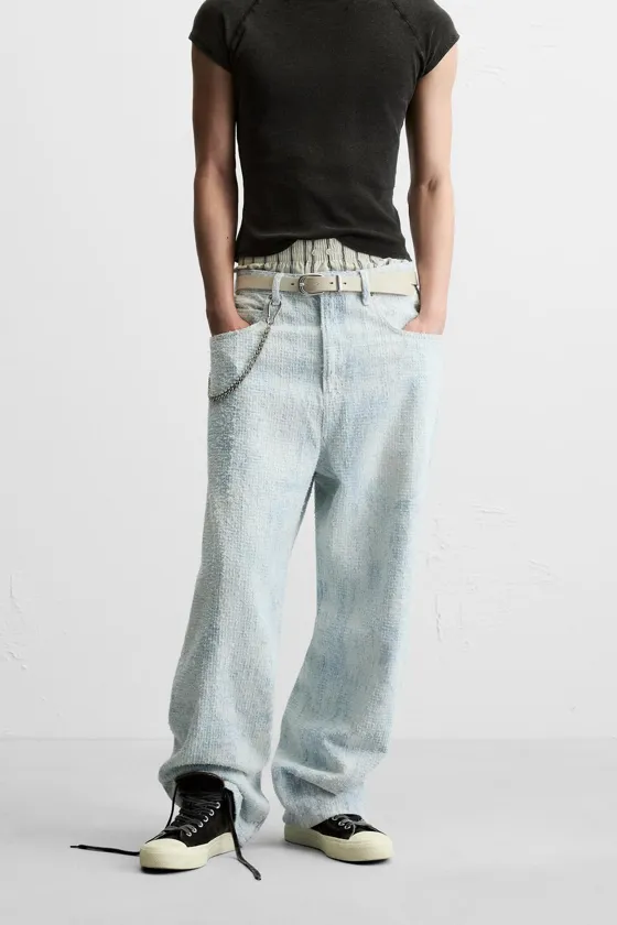 ДЖИНСЫ BAGGY FIT С ЭФФЕКТОМ ПОТЕРТОСТИ