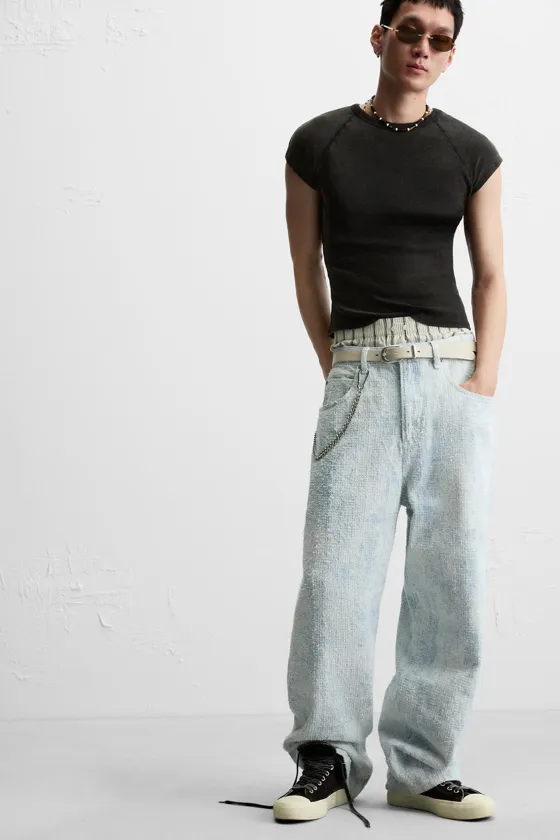 ДЖИНСЫ BAGGY FIT С ЭФФЕКТОМ ПОТЕРТОСТИ