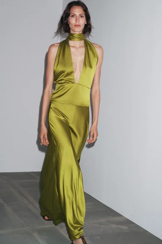 АТЛАСНАЯ ЮБКА МИДИ