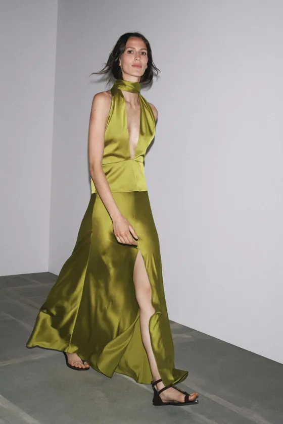 АТЛАСНАЯ ЮБКА МИДИ