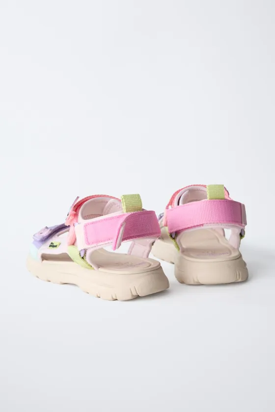 Sandalias técnicas lilo & stitch © disney de zara