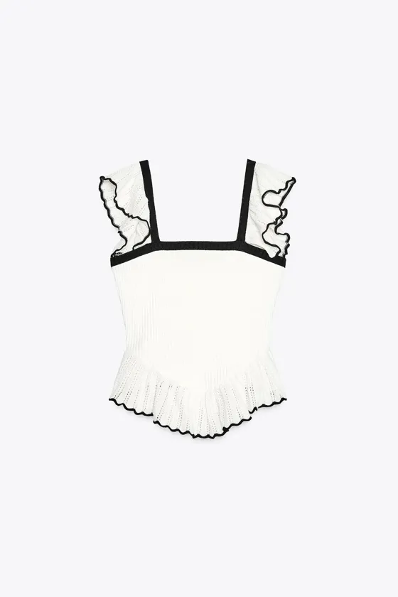 ТОП С КОНТРАСТНЫМИ ВОЛАНАМИ