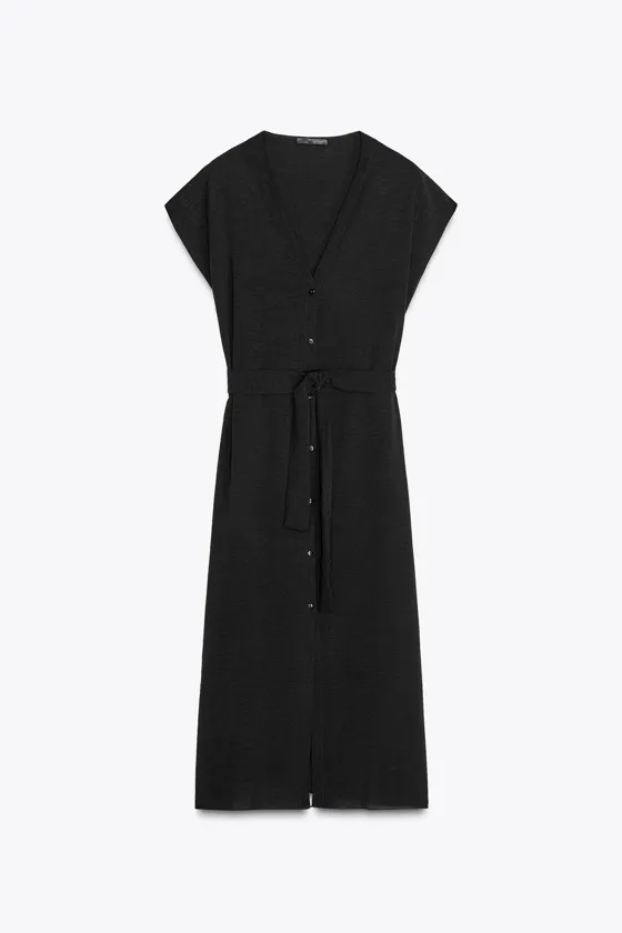 СТРУЯЩЕЕСЯ ПЛАТЬЕ С ПОЯСОМ