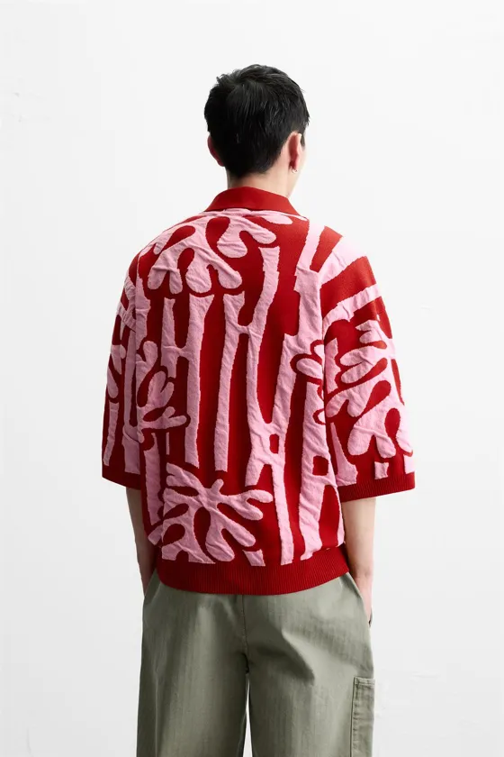 ТРИКОТАЖНАЯ РУБАШКА JACQUARD С КОНТРАСТНЫМИ ДЕТАЛЯМИ