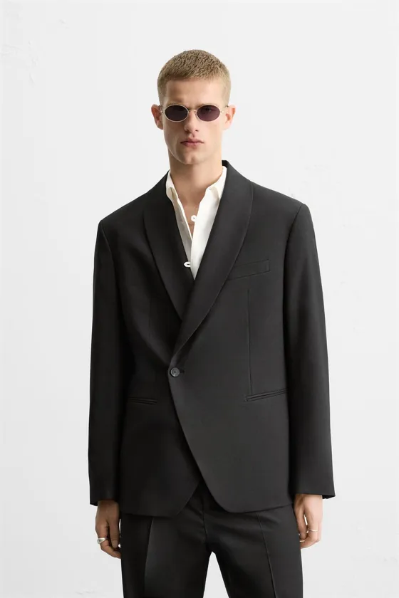 ДВУБОРТНЫЙ КОСТЮМНЫЙ ПИДЖАК — LIMITED EDITION