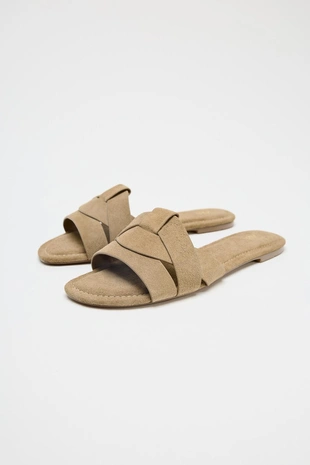 Кожаные сандалии со скрещенными ремешками- Заказать в России