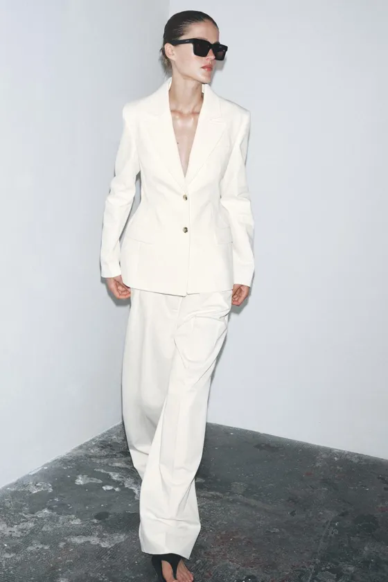 ДЖИНСОВЫЙ БЛЕЙЗЕР С ПУГОВИЦАМИ — ZW COLLECTION