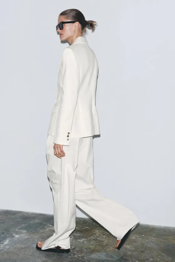 ДЖИНСОВЫЙ БЛЕЙЗЕР С ПУГОВИЦАМИ — ZW COLLECTION